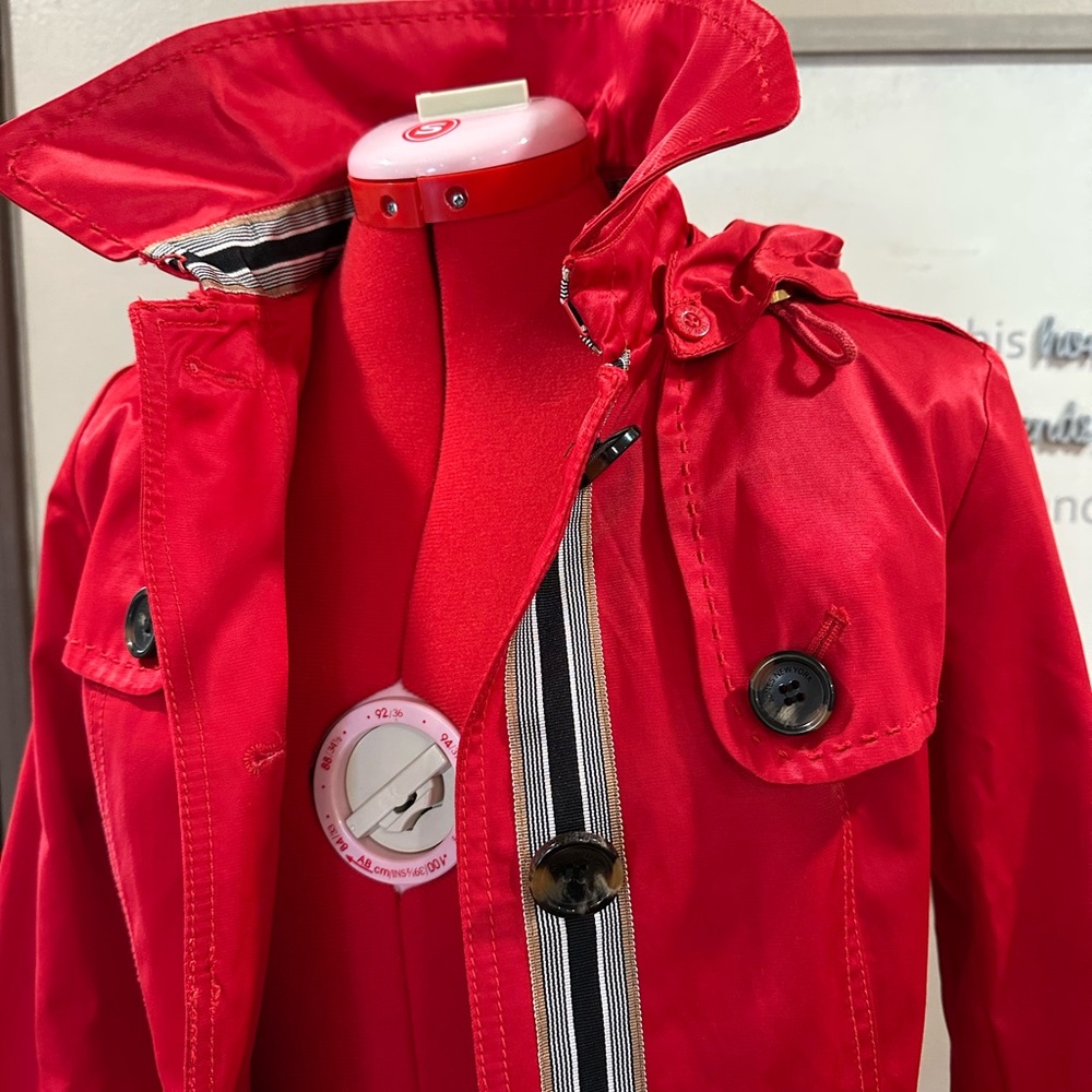 Jones New York Bold Scarlet Trench Coat - Picture 4 of 10
